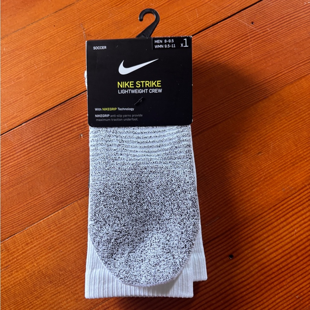 Nike Strike Lightweight Crew Socks - White and Gray